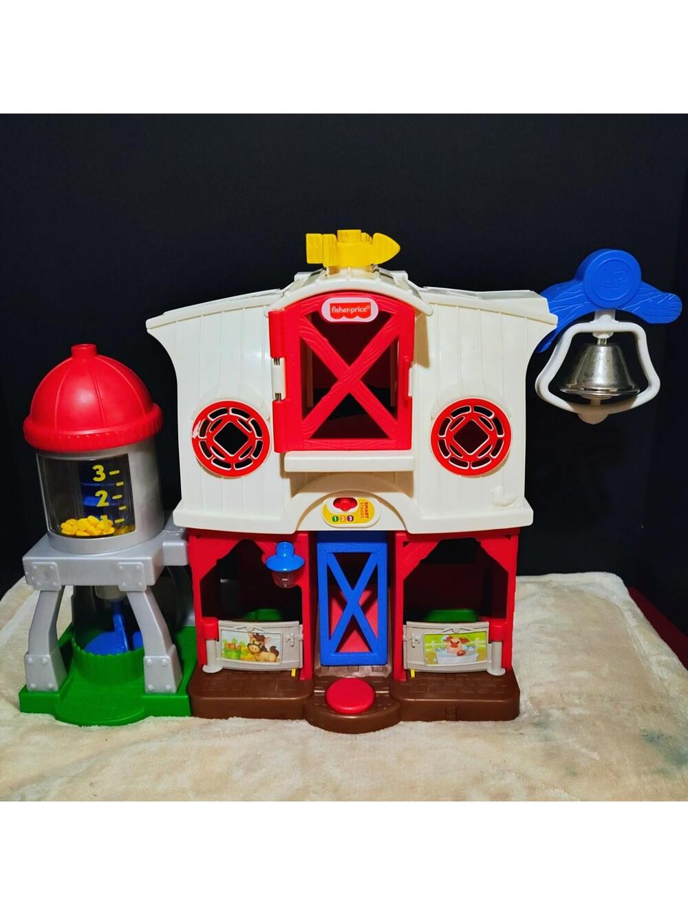 2019 Fisher-Price Little People Caring for Animals Farm Set - BARN ONLY, WORKS!